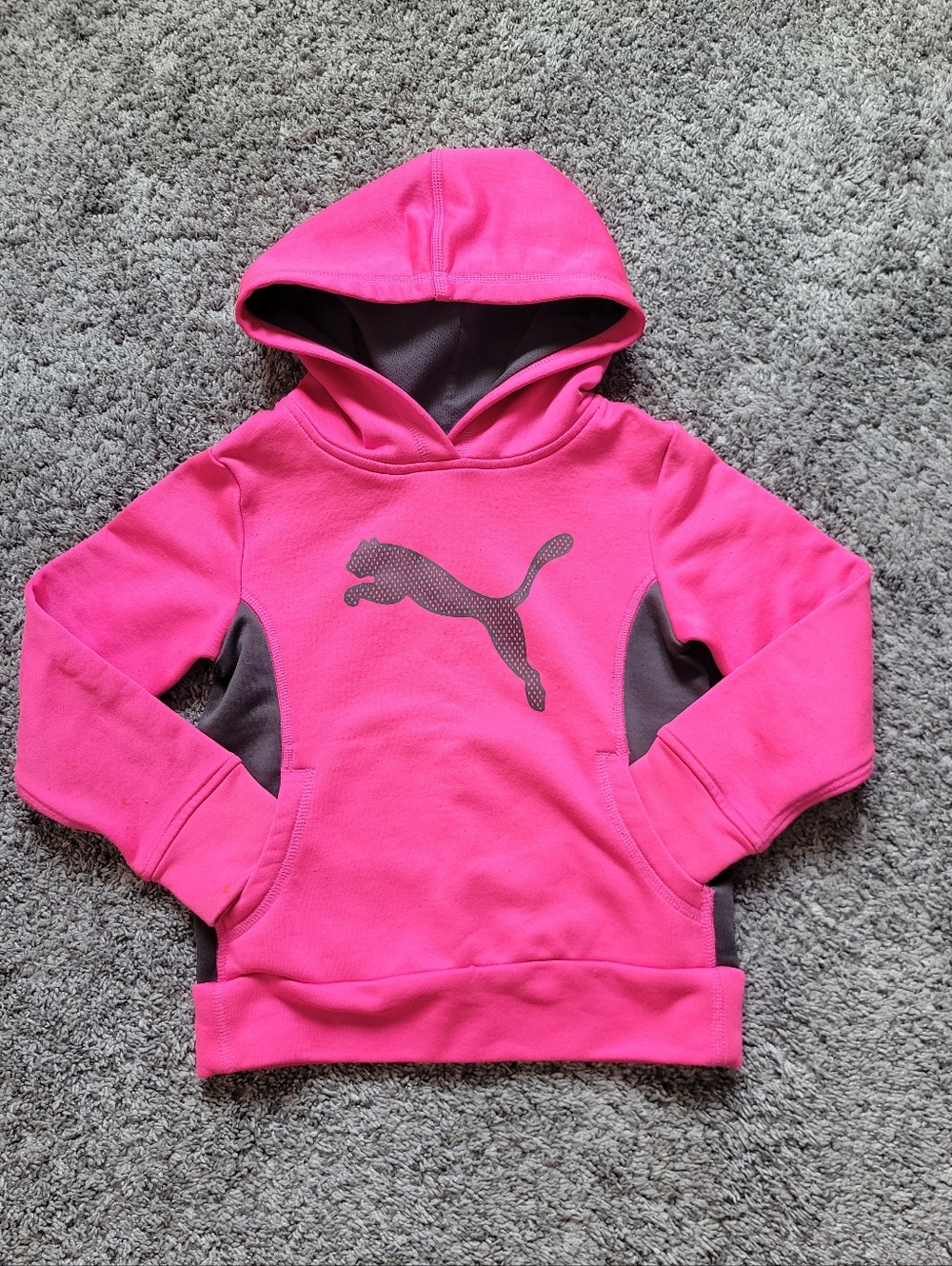 Puma Bright Pink Hoodie with Gray Accents Size 4T Kangaroo Pocket